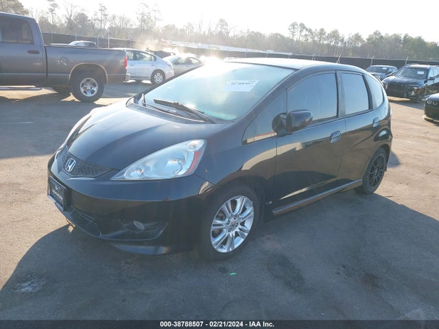 2011 HONDA FIT SPORT VIN: JHMGE8H50BS010449