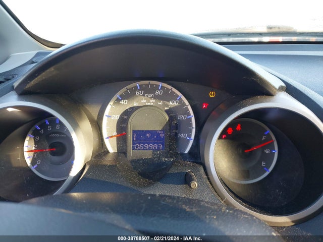 2011 HONDA FIT SPORT VIN: JHMGE8H50BS010449