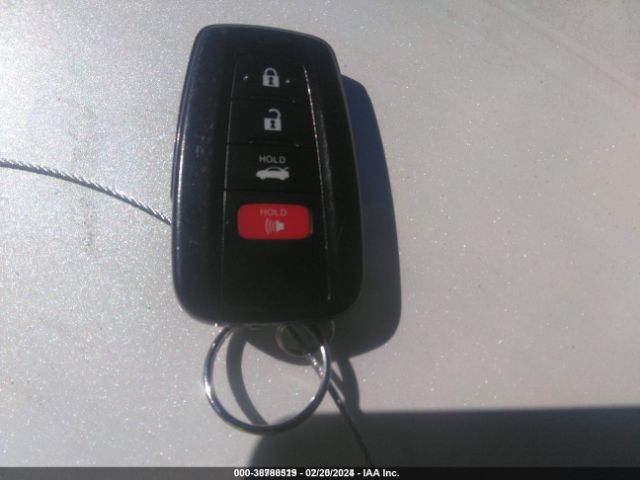 4T1BZ1HK9JU004922 Toyota Camry Xle V6