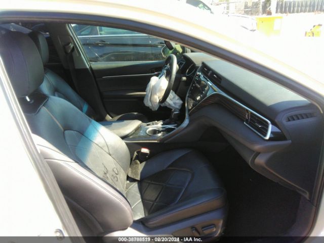 4T1BZ1HK9JU004922 Toyota Camry Xle V6