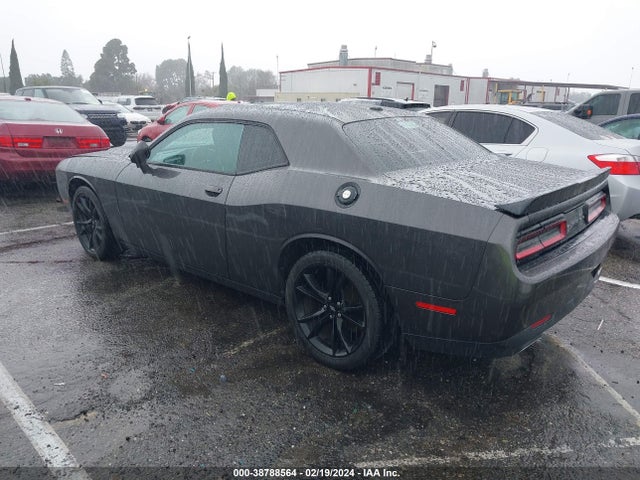 Dodge Challenger Sxt 2018 2C3CDZAG4JH166007 Image 3