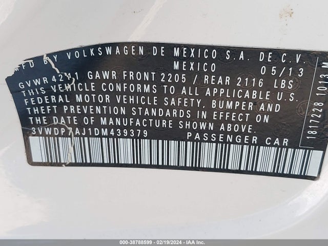 2013 VOLKSWAGEN JETTA 2.5L SE VIN: 3VWDP7AJ1DM439379