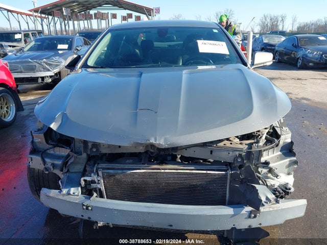 Chevrolet IMPALA 1LT 2018 2G1105S30J9135410 Image 12