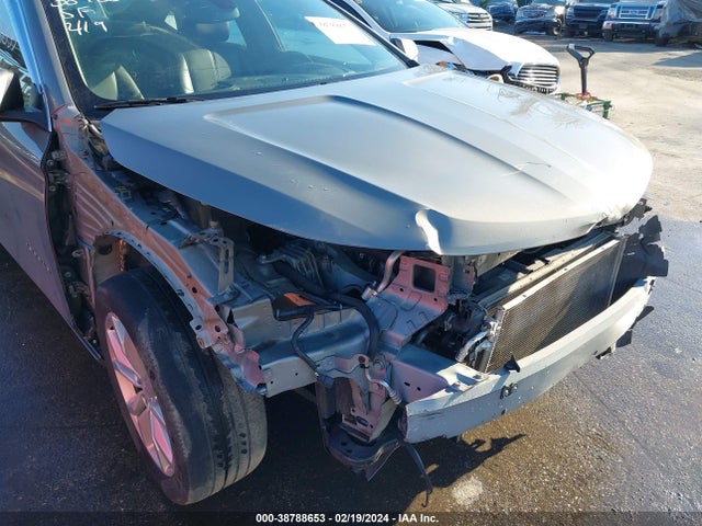 Chevrolet IMPALA 1LT 2018 2G1105S30J9135410 Image 18
