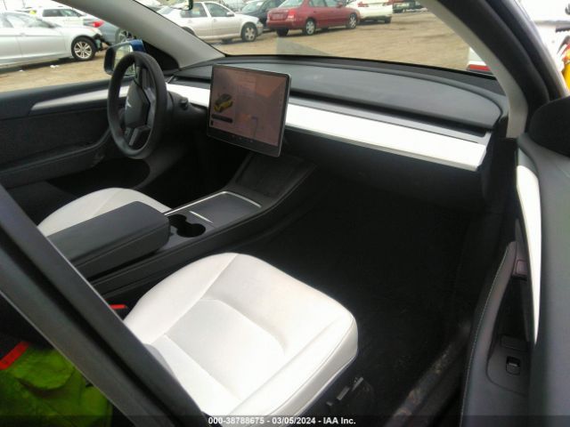 7SAYGAEE7PF697738 Tesla Model Y Awd/long Range Dual Motor All-wheel Drive