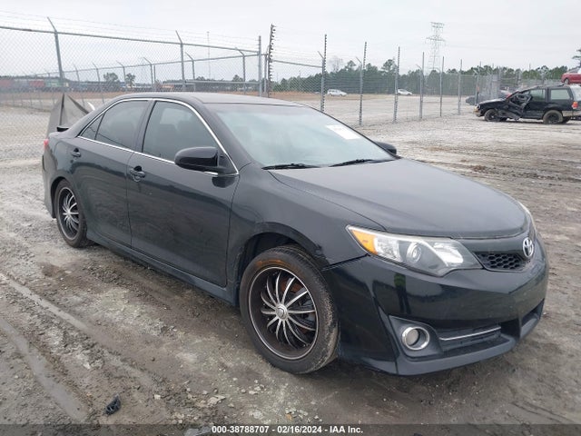 2014 4T1BF1FK3EU470153 main image
