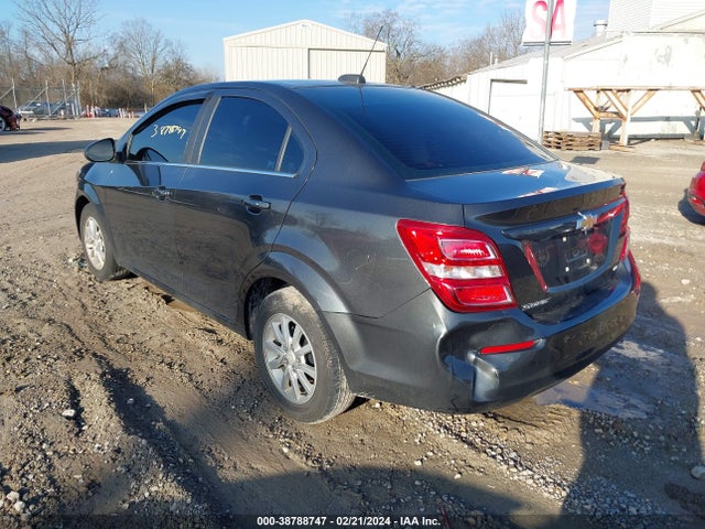 Chevrolet Sonic Lt Auto 2018 1G1JD5SH6J4104598 Image 3