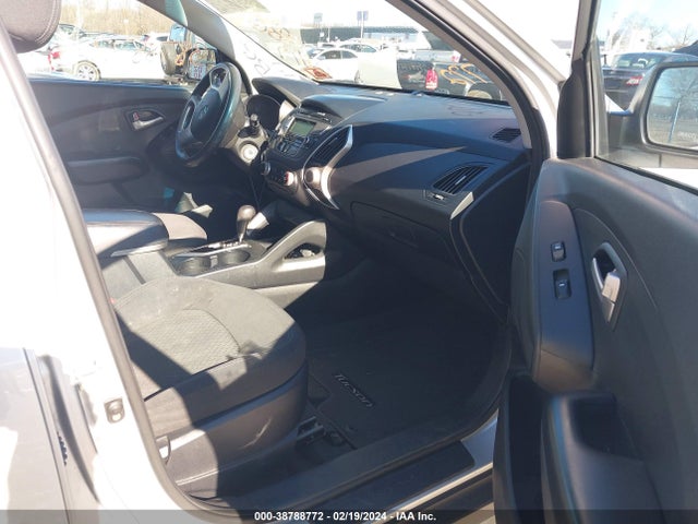 2012 Hyundai Tucson Gl მანქანა იყიდება აუქციონზე, vin: KM8JT3AB3CU392106, აუქციონის ნომერი: 38788772