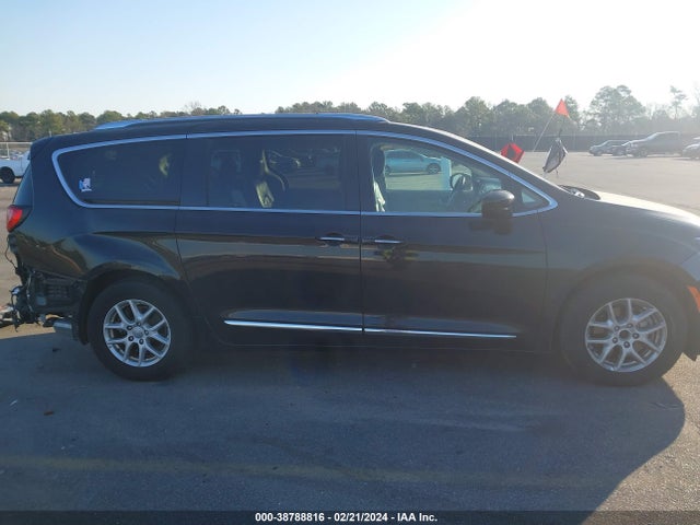 Chrysler Pacifica Touring L 2020 2C4RC1BG2LR269366 Image 13