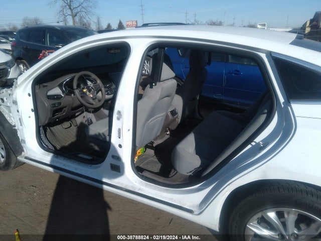 Chevrolet MALIBU LT 2019 1G1ZD5ST4KF209525 Image 18