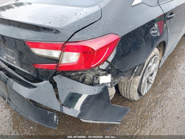 Honda ACCORD EX 2018 1HGCV1F40JA210951 Image 18
