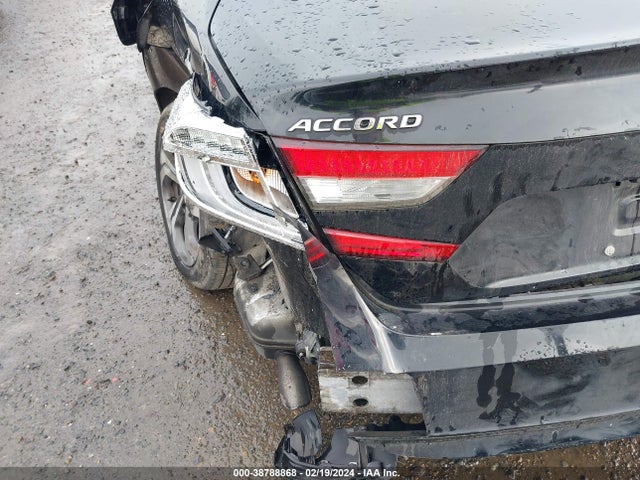 Honda ACCORD EX 2018 1HGCV1F40JA210951 Image 19