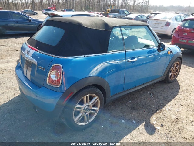 2014 MINI CONVERTIBLE WMWZN3C57ET569531 Photo 3