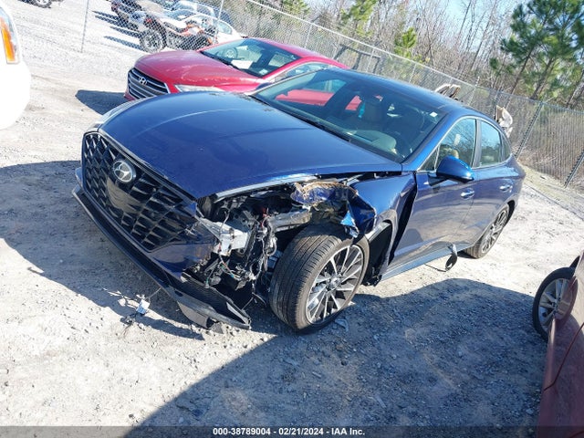 Hyundai Sonata Limited 2021 5NPEH4J2XMH097948 Image 2