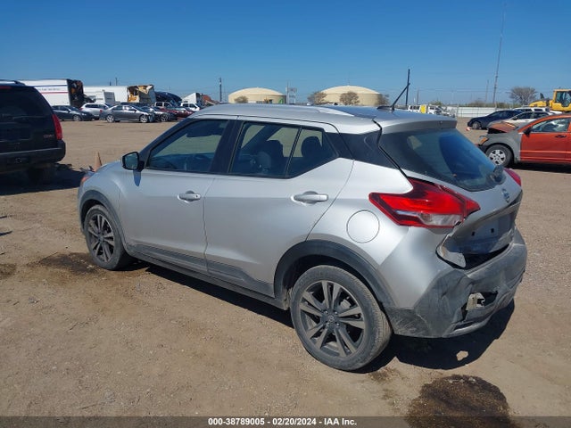 Nissan KICKS SV 2019 3N1CP5CU6KL548954 Image 3