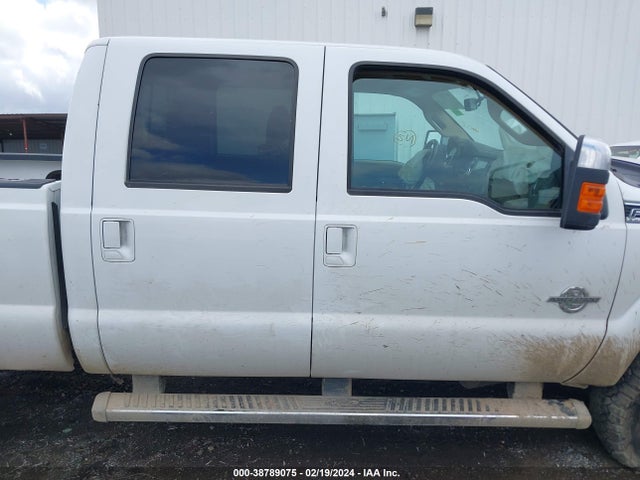 2011 FORD F-250 LARIAT VIN: 1FT7W2BT1BEA68166
