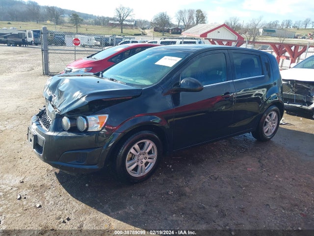 Chevrolet Sonic Lt Auto 2014 1G1JC6SB1E4125286 Image 2