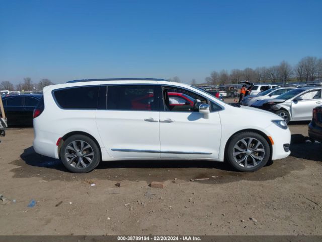 2C4RC1GG8HR643432 Chrysler Pacifica Limited