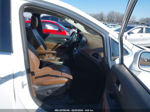 2C4RC1GG8HR643432 Chrysler Pacifica Limited