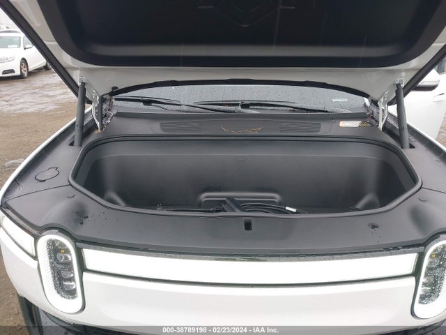 Продажа на аукционе авто 2023 Rivian R1s Adventure, vin: 7PDSGABA2PN014357, номер лота: 38789198