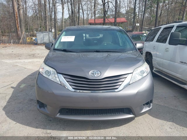 Toyota Sienna Le 8 Passenger 2017 5TDKZ3DC6HS775528 Image 12