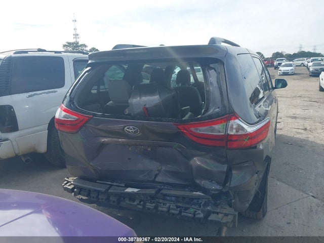 Toyota Sienna Le 8 Passenger 2017 5TDKZ3DC6HS775528 Image 6