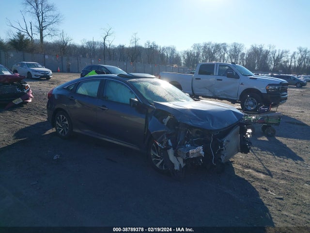 Honda CIVIC EX 2016 2HGFC2F81GH504817 main image