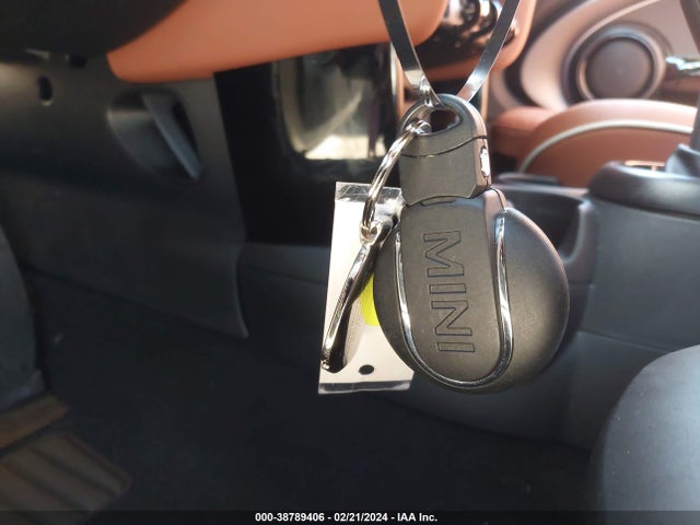 2022 MINI CONVERTIBLE WMW23DL03N3P25291 Photo 10