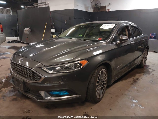 Ford Fusion Hybrid Platinum 2017 3FA6P0RU9HR116987 Image 2