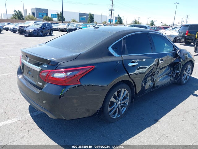 Nissan Altima 2.5 Sr 2018 1N4AL3AP1JC275522 Image 4