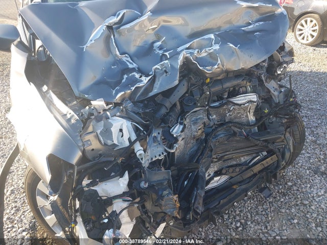 Nissan ROGUE S 2018 JN8AT2MT7JW455779 Image 10