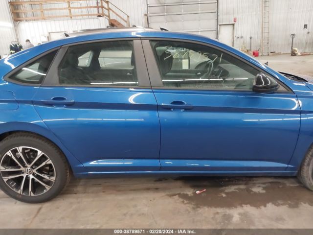 3VWBM7BUXNM016164 Volkswagen Jetta 1.5t Sport