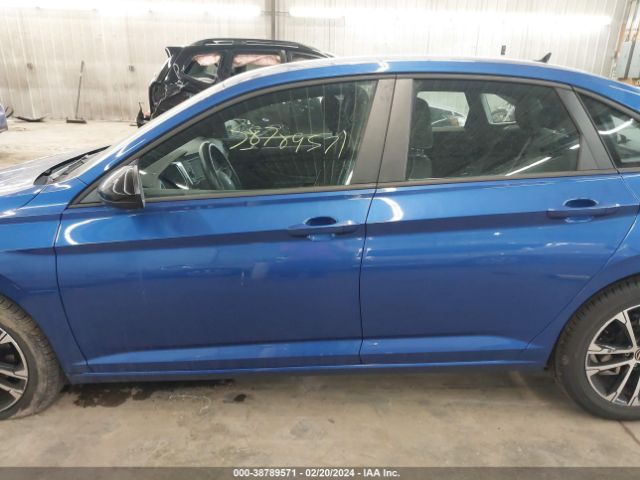 3VWBM7BUXNM016164 Volkswagen Jetta 1.5t Sport