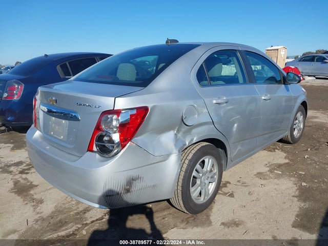 Chevrolet Sonic Lt Auto 2015 1G1JC5SH9F4123866 Image 4