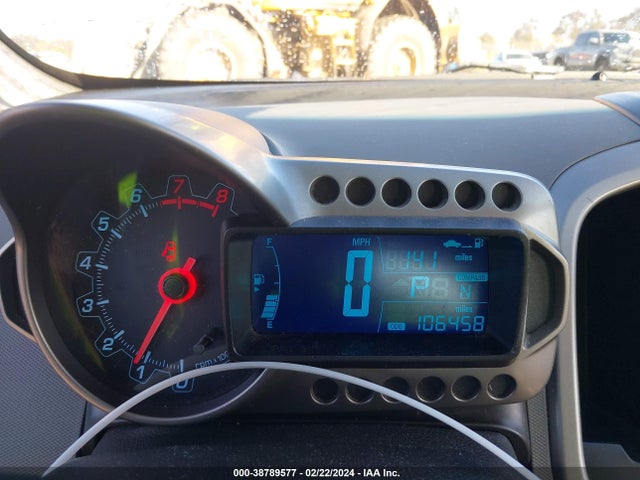 Chevrolet Sonic Lt Auto 2015 1G1JC5SH9F4123866 Image 7