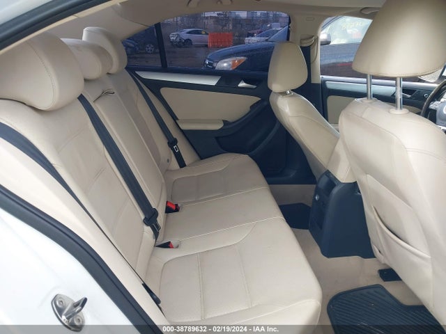 3VWD07AJ6EM292708 Volkswagen Jetta 1.8t Se