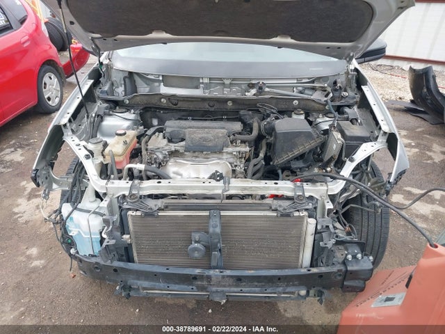 Toyota RAV4 LE 2015 JTMZFREV1FJ045644 Image 10