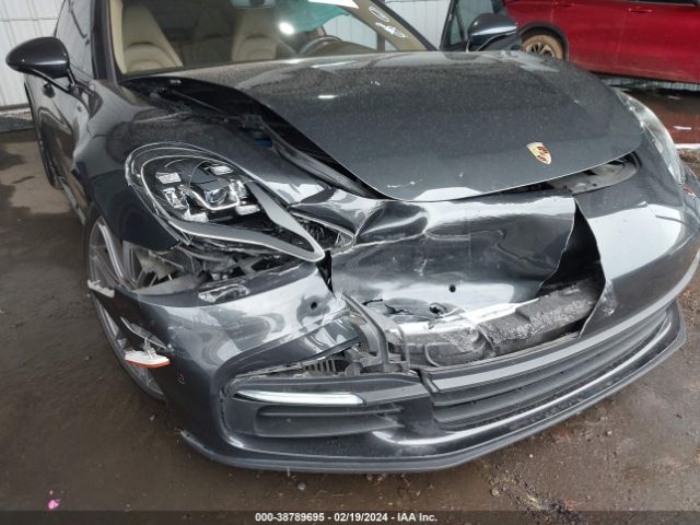 WP0AB2A78JL135572 Porsche Panamera 4s