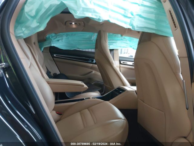 WP0AB2A78JL135572 Porsche Panamera 4s