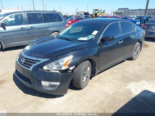 Nissan Altima 2.5 S 2015 1N4AL3AP7FC470385 Image 2