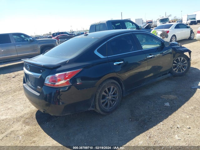 Nissan Altima 2.5 S 2015 1N4AL3AP7FC470385 Image 4