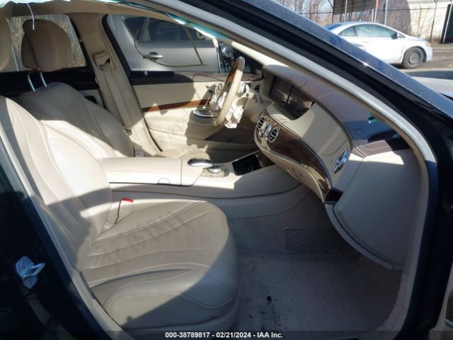 WDDUG8FB5FA097189 Mercedes-Benz S 550 4matic
