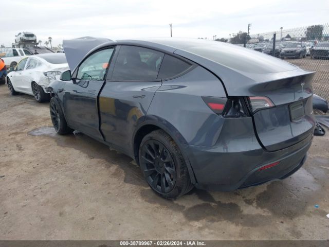 2023 TESLA MODEL Y 7SAYGAEE5PF779001 Photo 2
