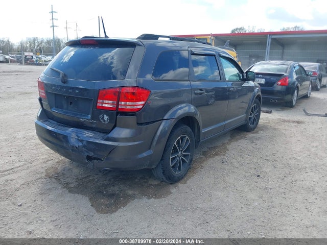 Dodge JOURNEY SE 2018 3C4PDCAB1JT532978 Image 4