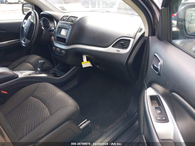 Dodge JOURNEY SE 2018 3C4PDCAB1JT532978 Image 5