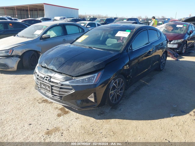Hyundai Elantra Limited 2019 5NPD84LF2KH404568 Image 2