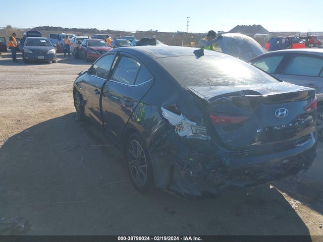 Hyundai Elantra Limited 2019 5NPD84LF2KH404568 Image 3