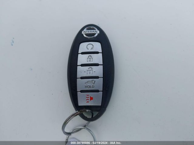 5N1AT2MV3JC801434 Nissan Rogue Sl
