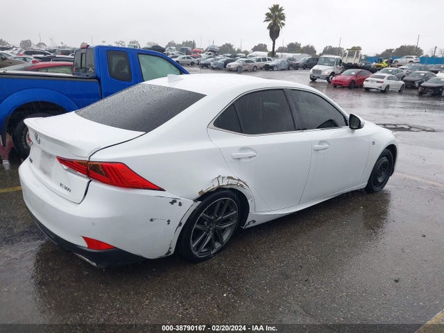 Lexus IS 300 2019 JTHBA1D23K5084908 Image 4