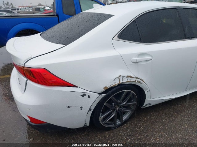 Lexus IS 300 2019 JTHBA1D23K5084908 Image 6
